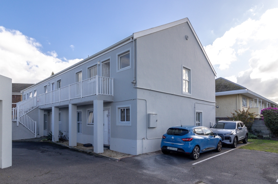 2 Bedroom Property for Sale in Pinelands Western Cape